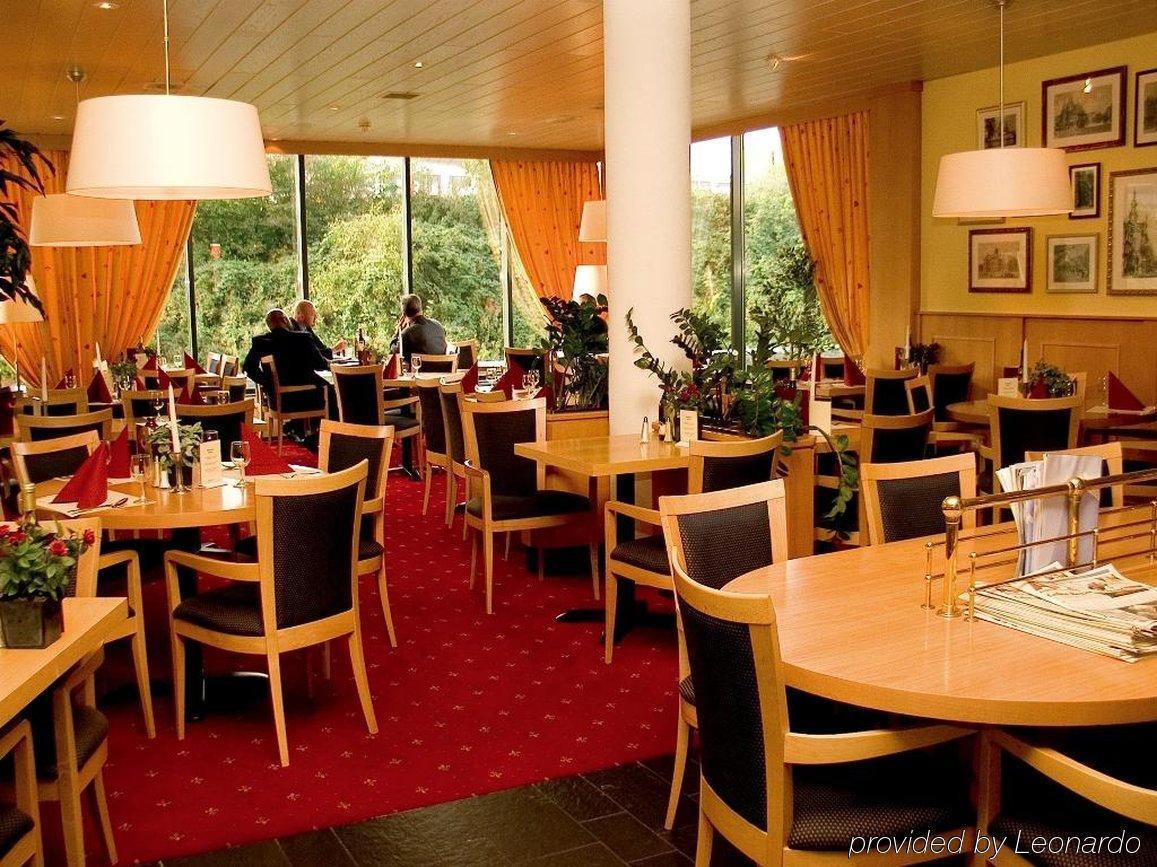 Bastion Schiphol Hotel 3*