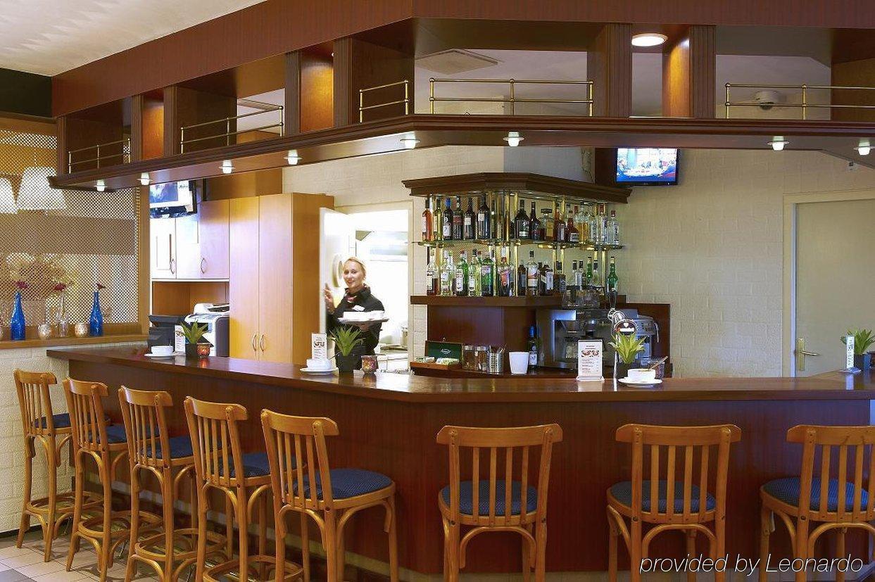 Bastion Schiphol Hotel 3*